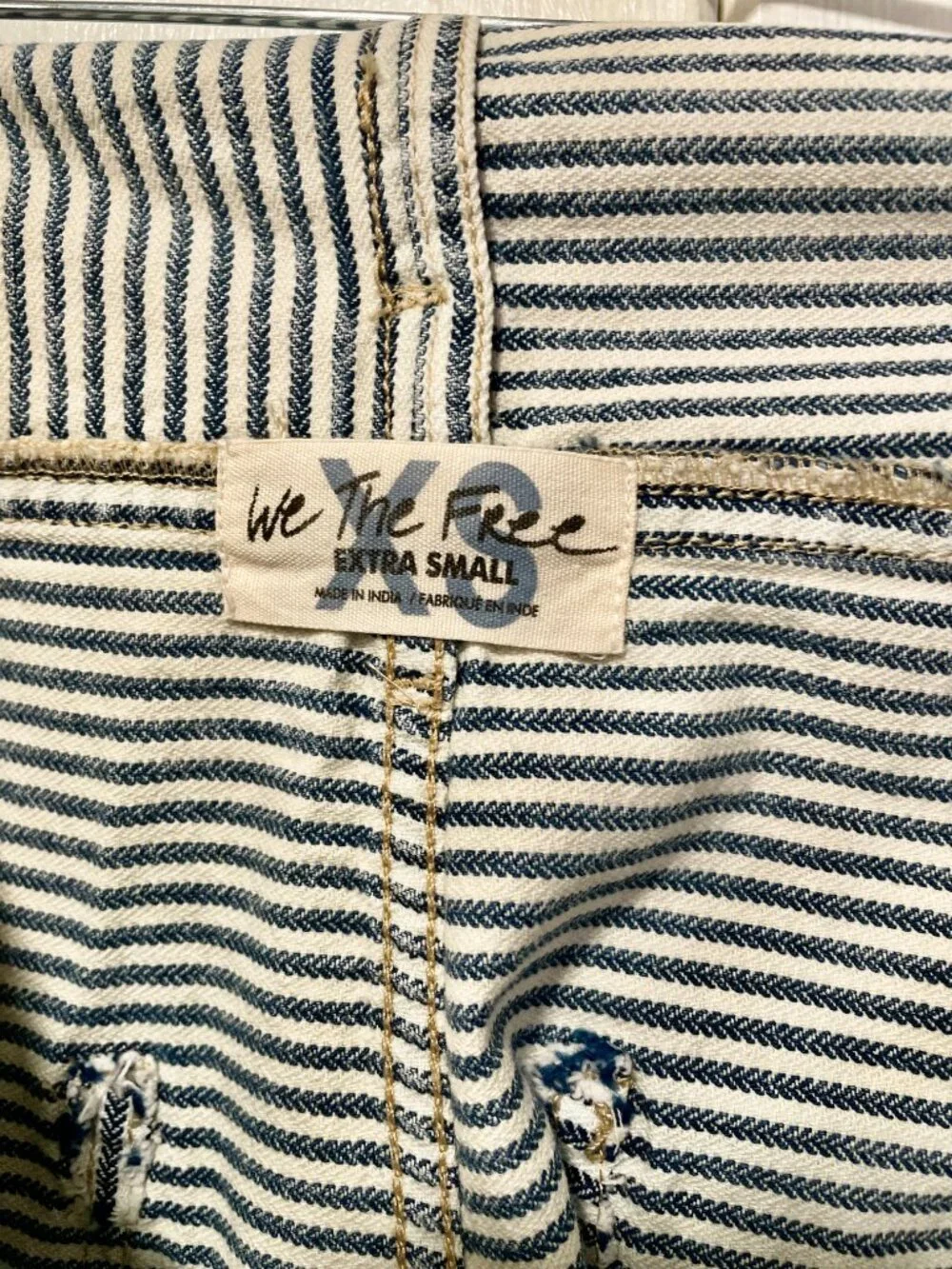 We The Free Ziggy Denim Shortalls Blue & White Stripe Distressed Size XS - Picture 2 of 8